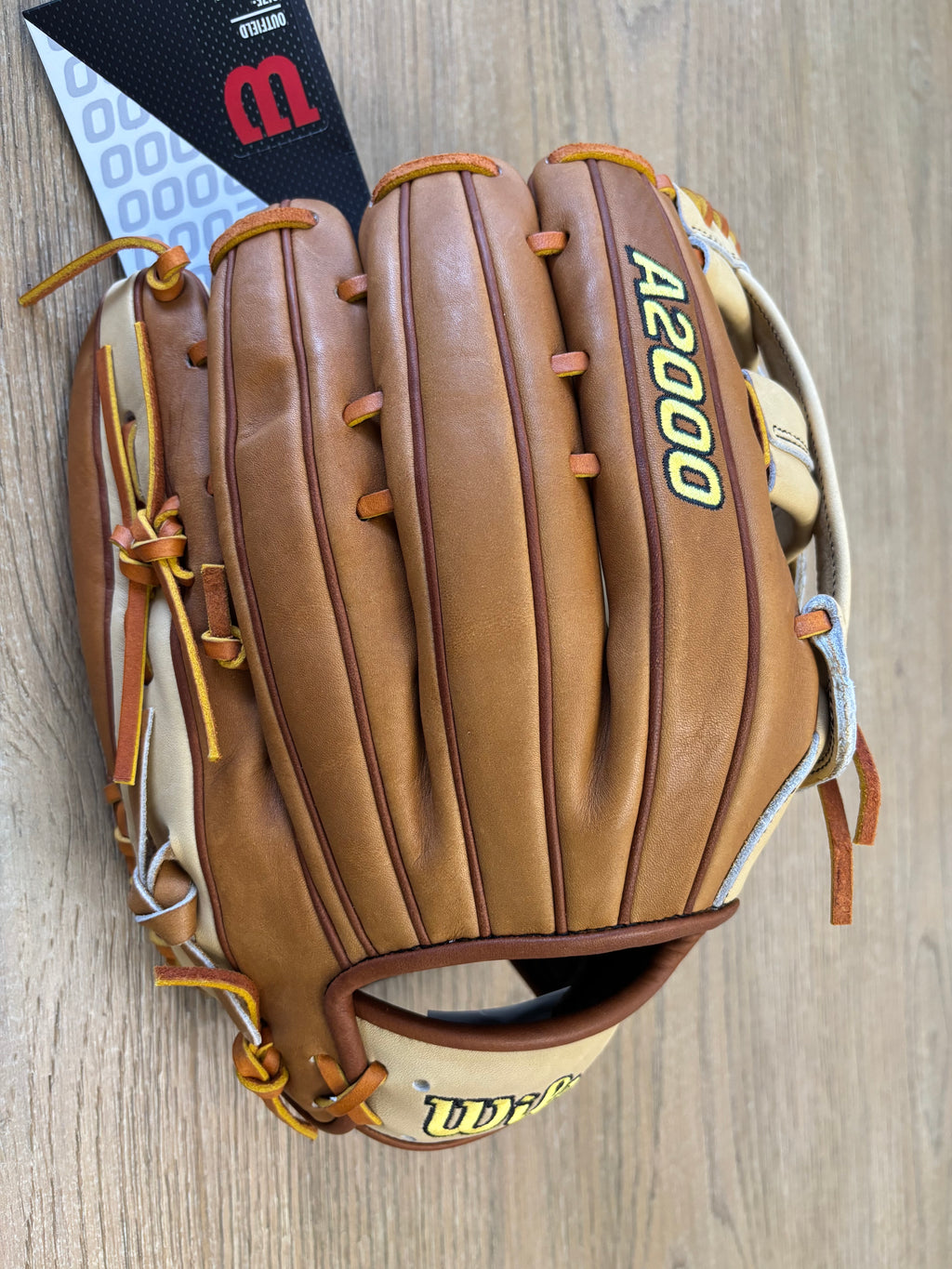 Wilson A2000 Classics 1777 12.75” Outfield Baseball Glove