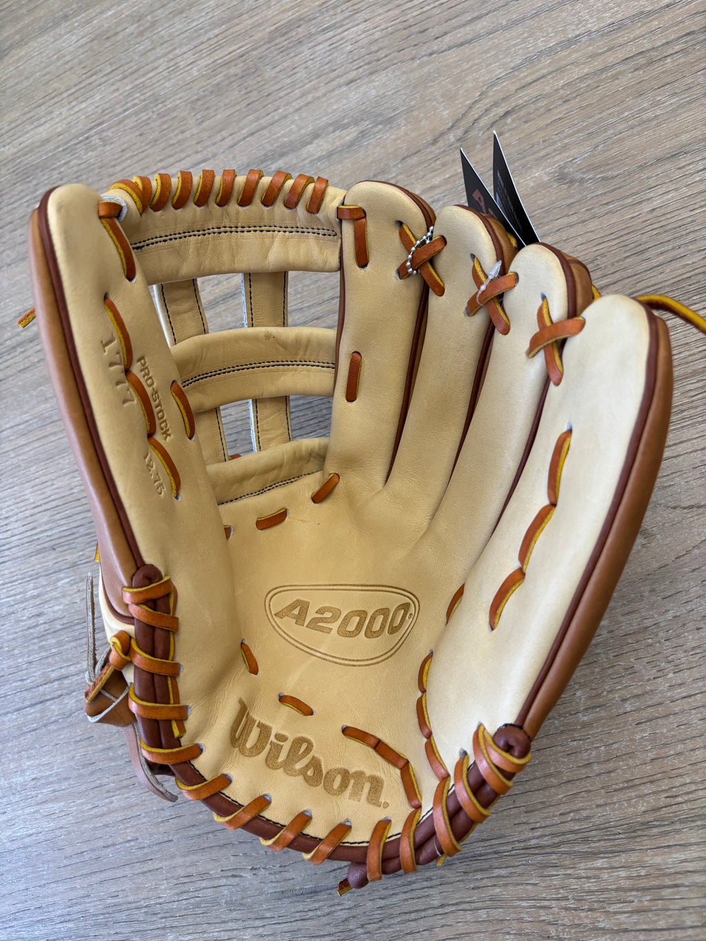 Wilson A2000 Classics 1777 12.75” Outfield Baseball Glove