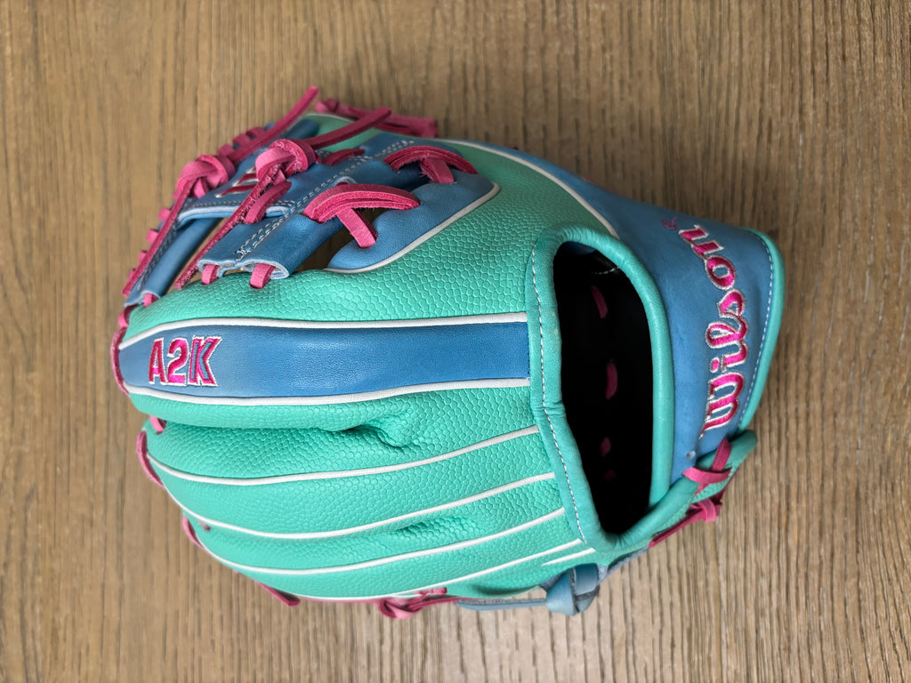 Wilson A2K 1875SS 11.75" Infield Glove: WBW104612