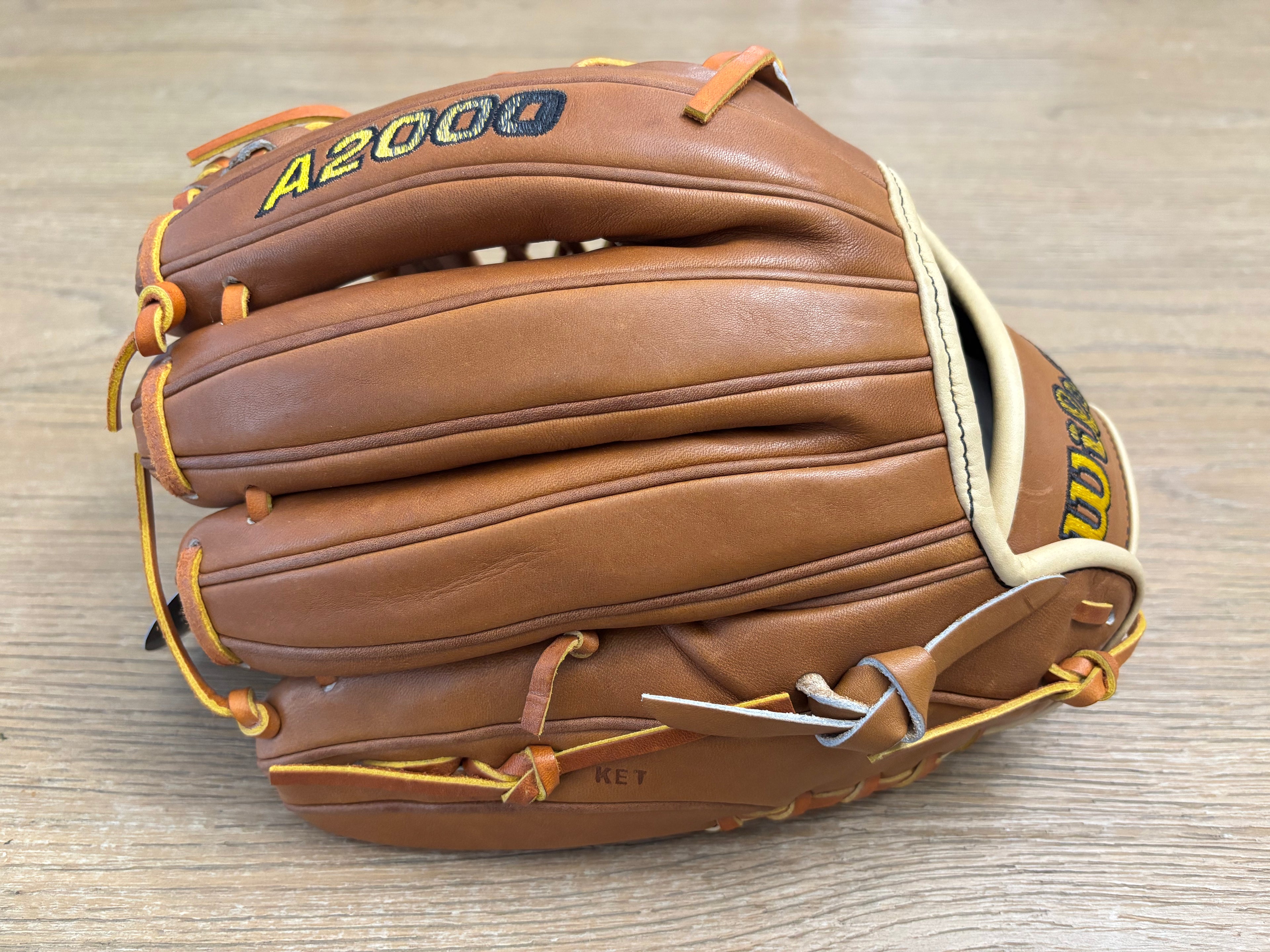 Wilson A2000 PF89 11.5" Baseball Glove: WBW100983115