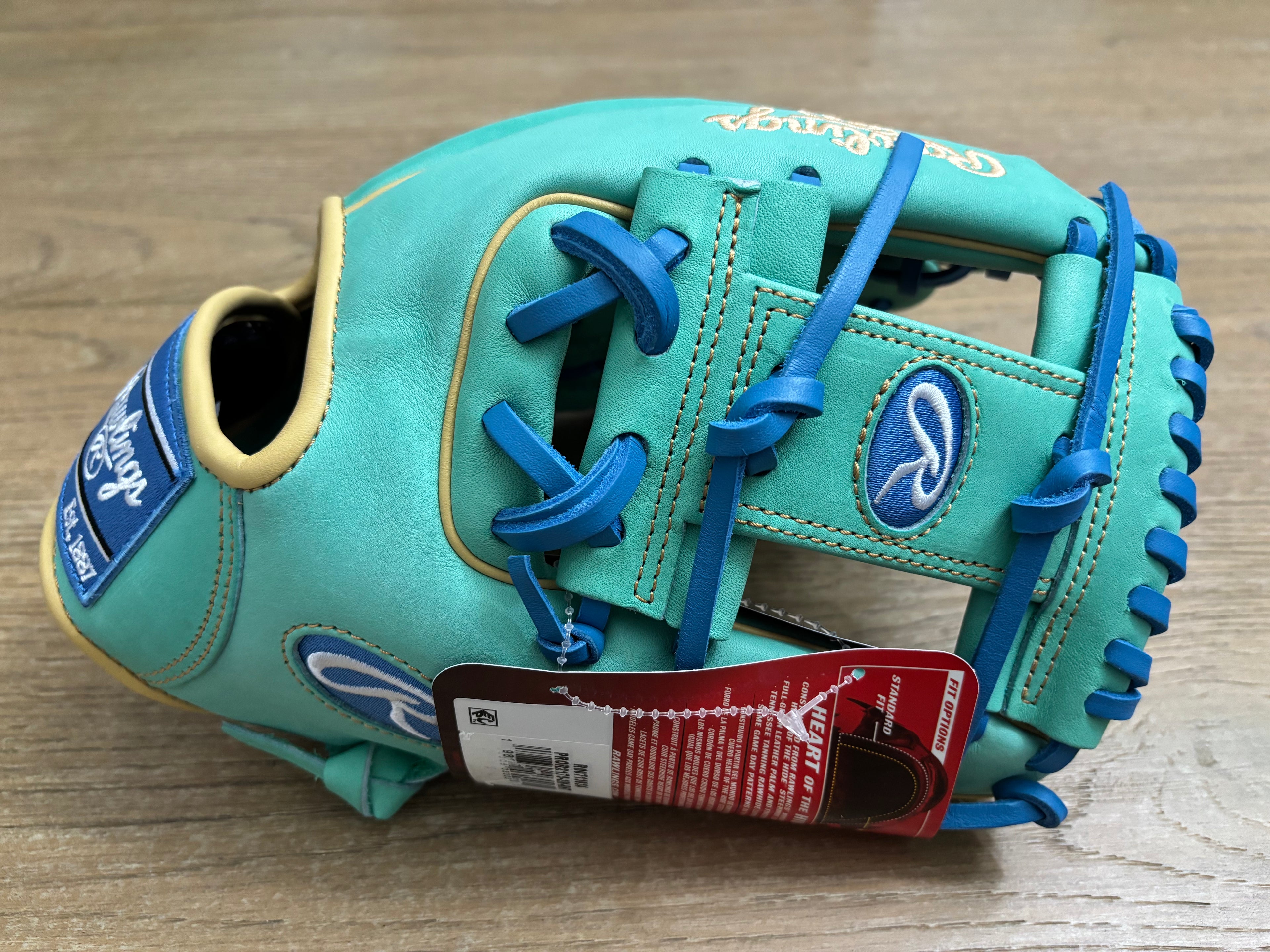 Rawlings Heart of the Hide 11.75" Baseball Glove: PROR2175-2M